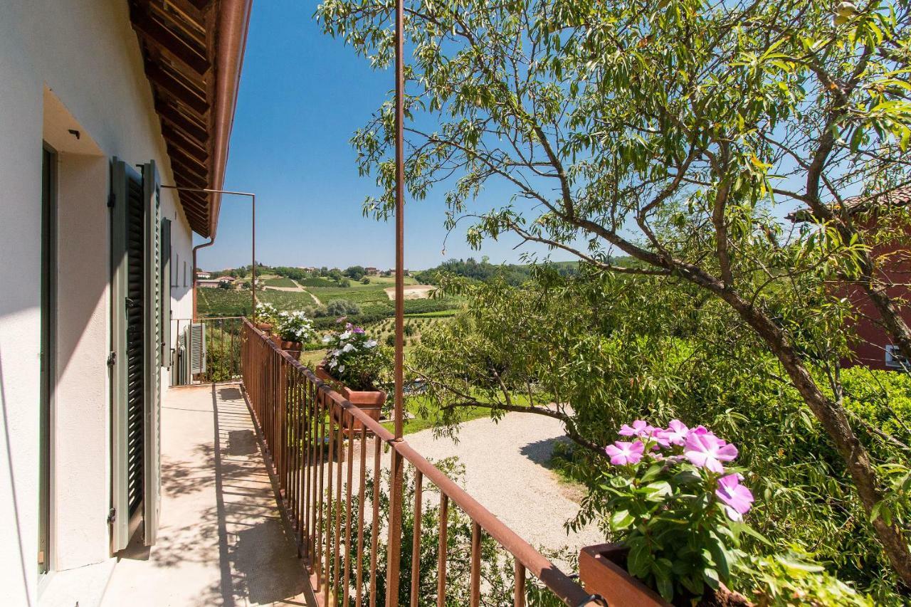 Appartamenti Presso Cascina La Melagrana Costigliole d'Asti Exterior foto