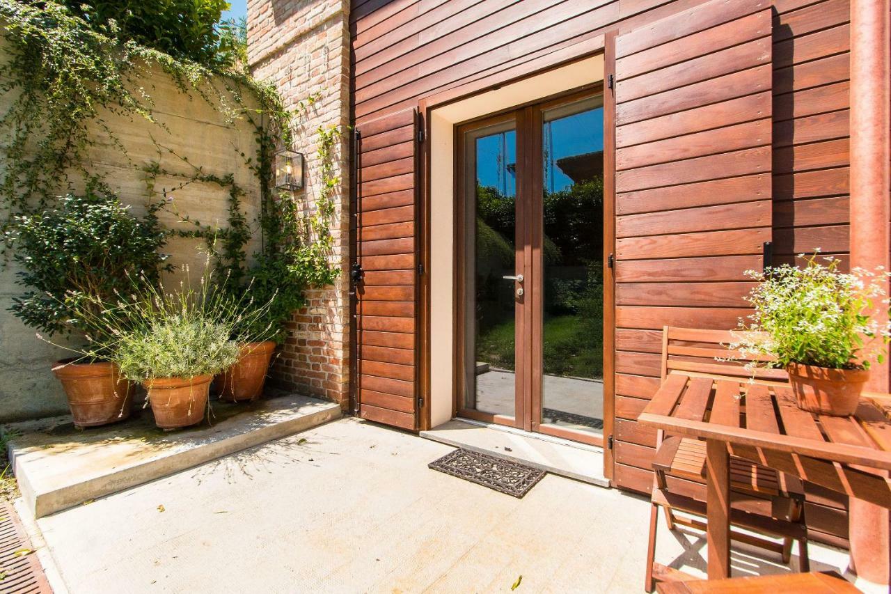 Appartamenti Presso Cascina La Melagrana Costigliole d'Asti Exterior foto