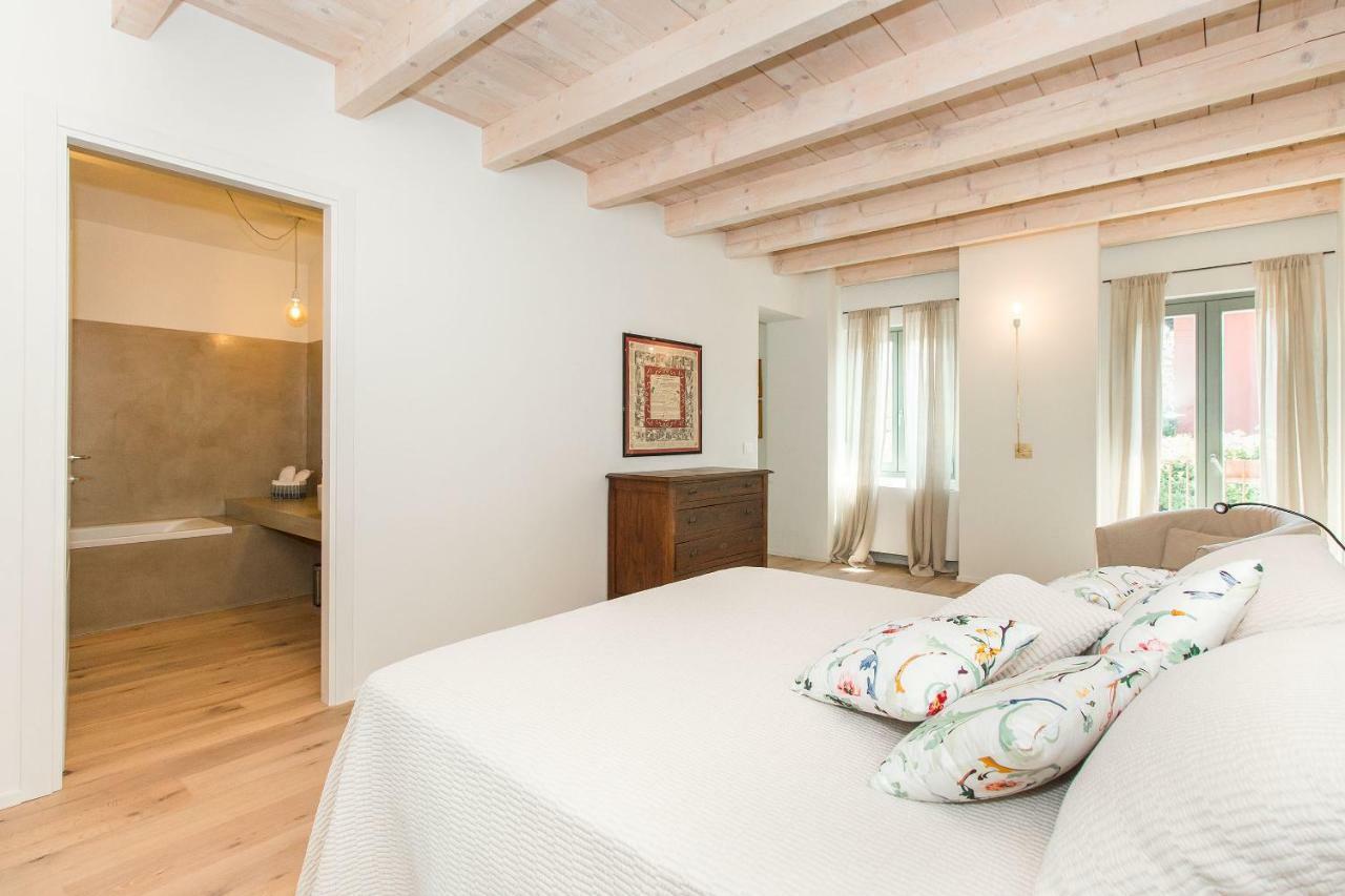 Appartamenti Presso Cascina La Melagrana Costigliole d'Asti Exterior foto