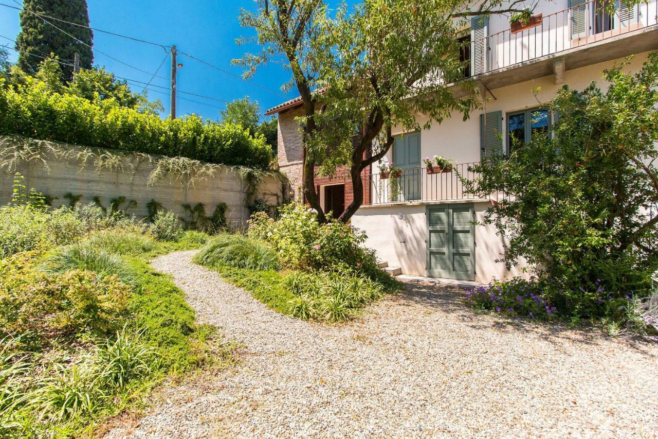 Appartamenti Presso Cascina La Melagrana Costigliole d'Asti Exterior foto